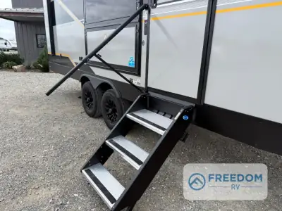 2027 Ember Touring Edition 2300MLL photo 11