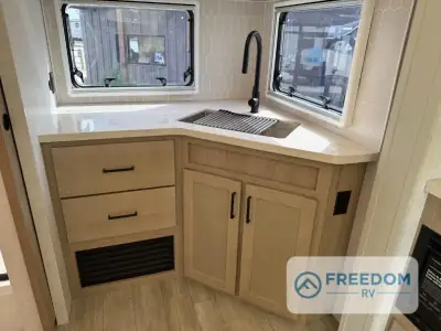 2027 Ember Touring Edition 2300MLL photo 34