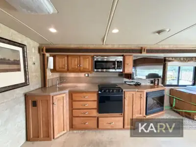 2015 Winnebago Sightseer 35G photo 16