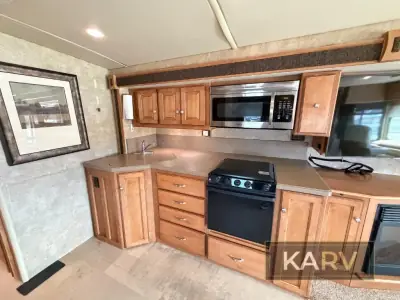 2015 Winnebago Sightseer 35G photo 18