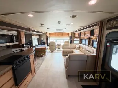 2015 Winnebago Sightseer 35G photo 46