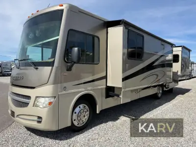 2015 Winnebago Sightseer 35G photo 3