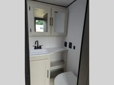 2027 Coachmen American Spirit Bijou 16RDB photo 11