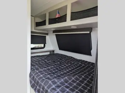 2027 Coachmen American Spirit Bijou 16RDB photo 9
