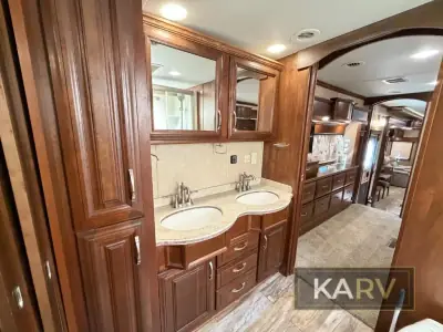 2017 Drv Mobile Suites 44 Houston photo 45