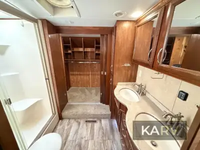 2017 Drv Mobile Suites 44 Houston photo 38