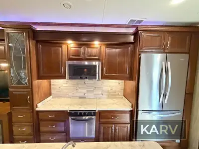 2017 Drv Mobile Suites 44 Houston photo 19