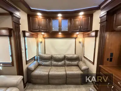 2017 Drv Mobile Suites 44 Houston photo 15