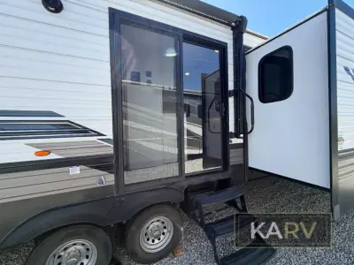 2023 Palomino Puma Destination 37PFL photo 35