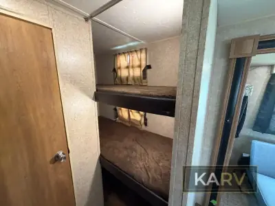 2018 Coachmen Catalina SBX 221TBS photo 11