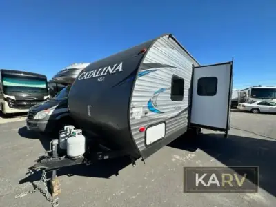 2018 Coachmen Catalina SBX 221TBS photo 3