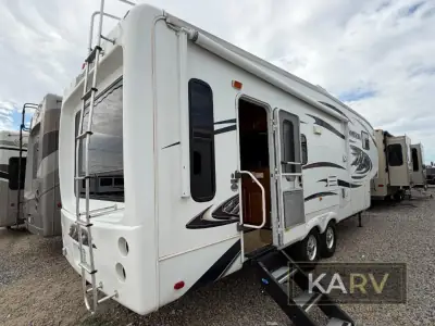 2010 Keystone Montana 2955 RL photo 4