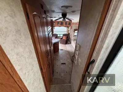 2010 Keystone Montana 2955 RL photo 22
