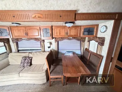 2010 Keystone Montana 2955 RL photo 12
