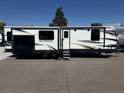 2023 Keystone Outback 330RL photo 4