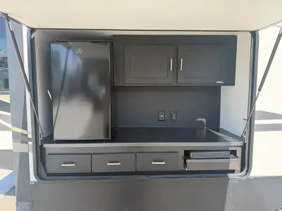 2023 Keystone Outback 330RL photo 9