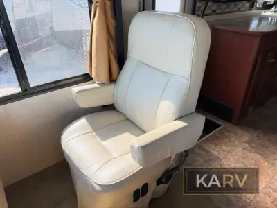 2014 Winnebago Vista 31KE photo 32