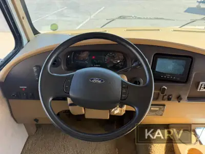 2014 Winnebago Vista 31KE photo 35