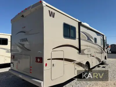 2014 Winnebago Vista 31KE photo 6