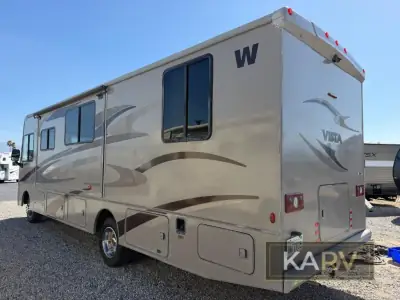 2014 Winnebago Vista 31KE photo 5