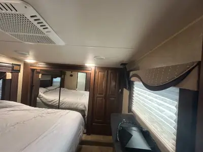 2015 Jayco EAGLE 34.5 photo 13