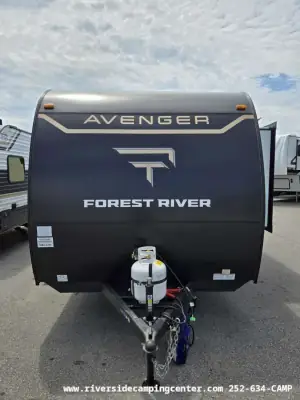2027 Prime Time Avenger LT 18DBS photo 2