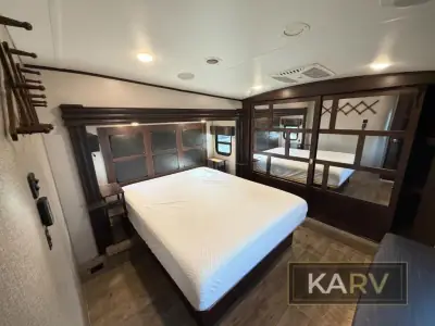 2019 Jayco North Point 315RLTS photo 22