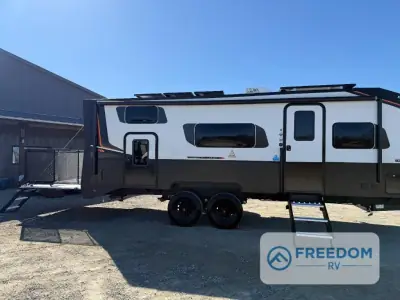 2026 Ember Overland Series 240TKR photo 4