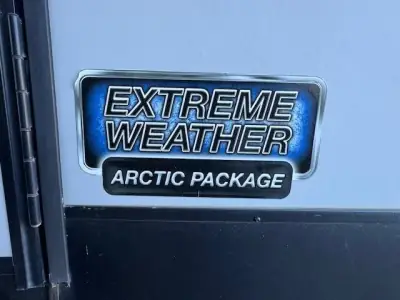 2019 Forest River CHEROKEE ARCTIC WOLF 285RL4 photo 7