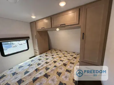2026 Ember E-Series 25RUD photo 47