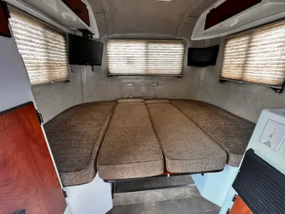2022 Scamp SCAMP 13' -STANDARD LAYOUT 2 WITH BATH photo 6
