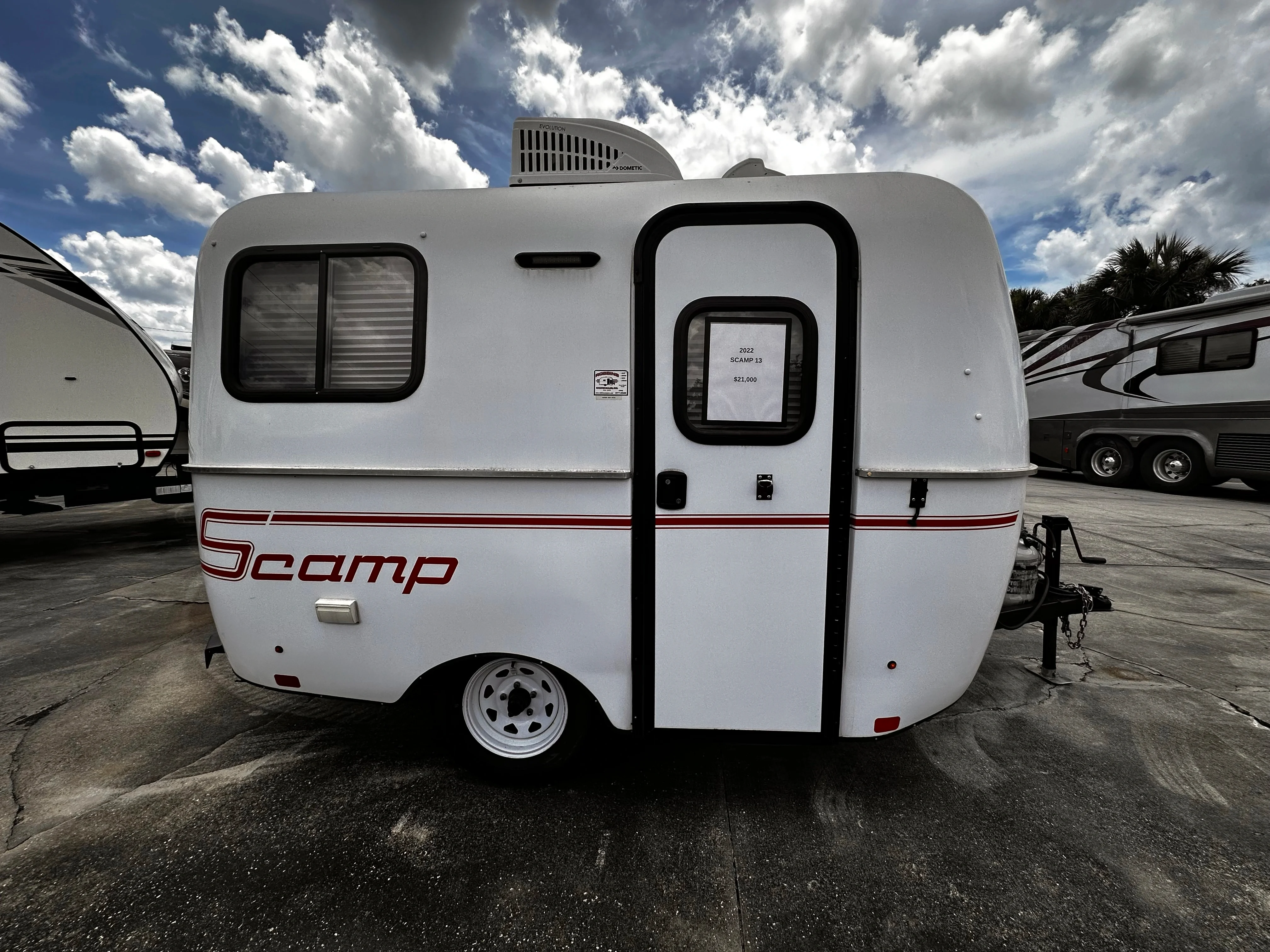 2022 Scamp SCAMP 13' -STANDARD LAYOUT 2 WITH BATH exterior