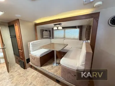 2016 Lance Lance Travel Trailers 2295 photo 12