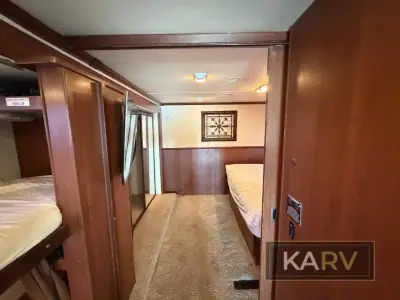 2011 Fleetwood Bounder Classic 34B photo 26