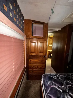 1997 Country Coach Magna 360 Tribute photo 34