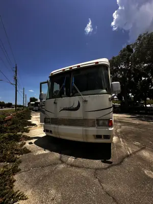 1997 Country Coach Magna 360 Tribute photo 6