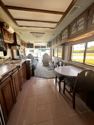 1997 Country Coach Magna 360 Tribute photo 36