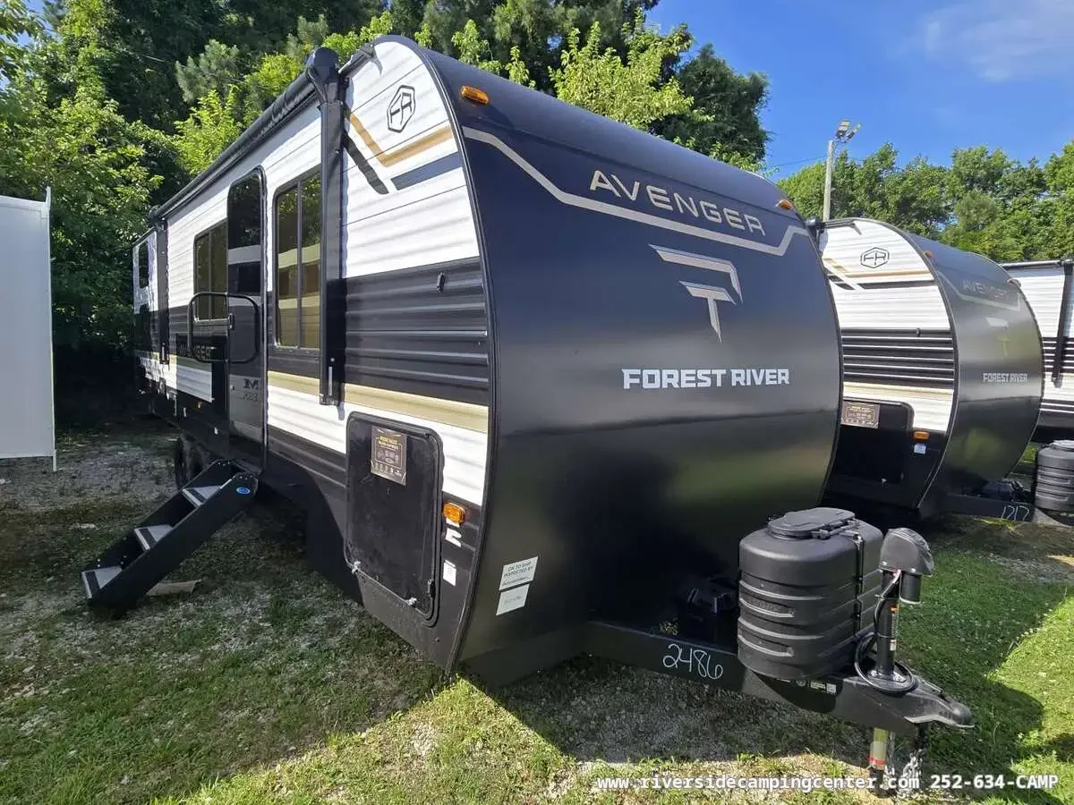 2027 Prime Time Avenger 26DBS exterior