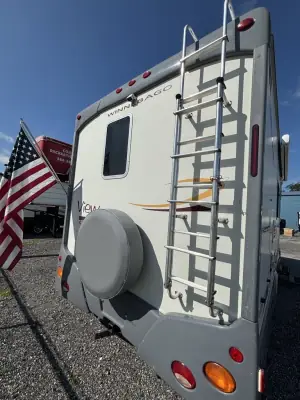 2007 Winnebago VIEW 23H photo 4