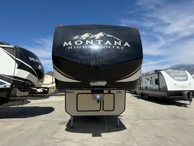 2018 Keystone MONTANA HIGH COUNTRY 305RL photo 2