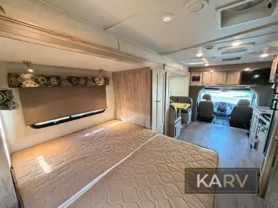 2018 Forest River Sunseeker MBS 2400W photo 29