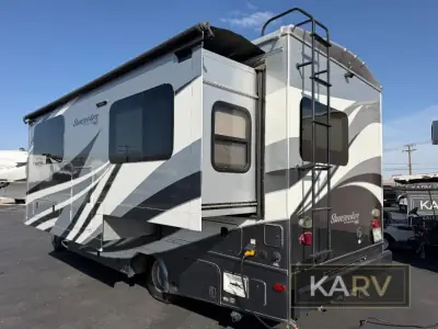 2018 Forest River Sunseeker MBS 2400W photo 7