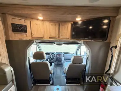 2018 Forest River Sunseeker MBS 2400W photo 33