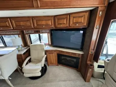 2013 Tiffin Motorhomes Phaeton 40QBH Freightliner XCR Chassis photo 33