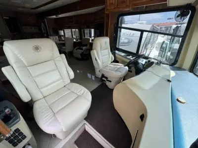 2013 Tiffin Motorhomes Phaeton 40QBH Freightliner XCR Chassis photo 40