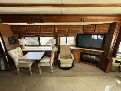 2013 Tiffin Motorhomes Phaeton 40QBH Freightliner XCR Chassis photo 34