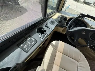 2013 Tiffin Motorhomes Phaeton 40QBH Freightliner XCR Chassis photo 10