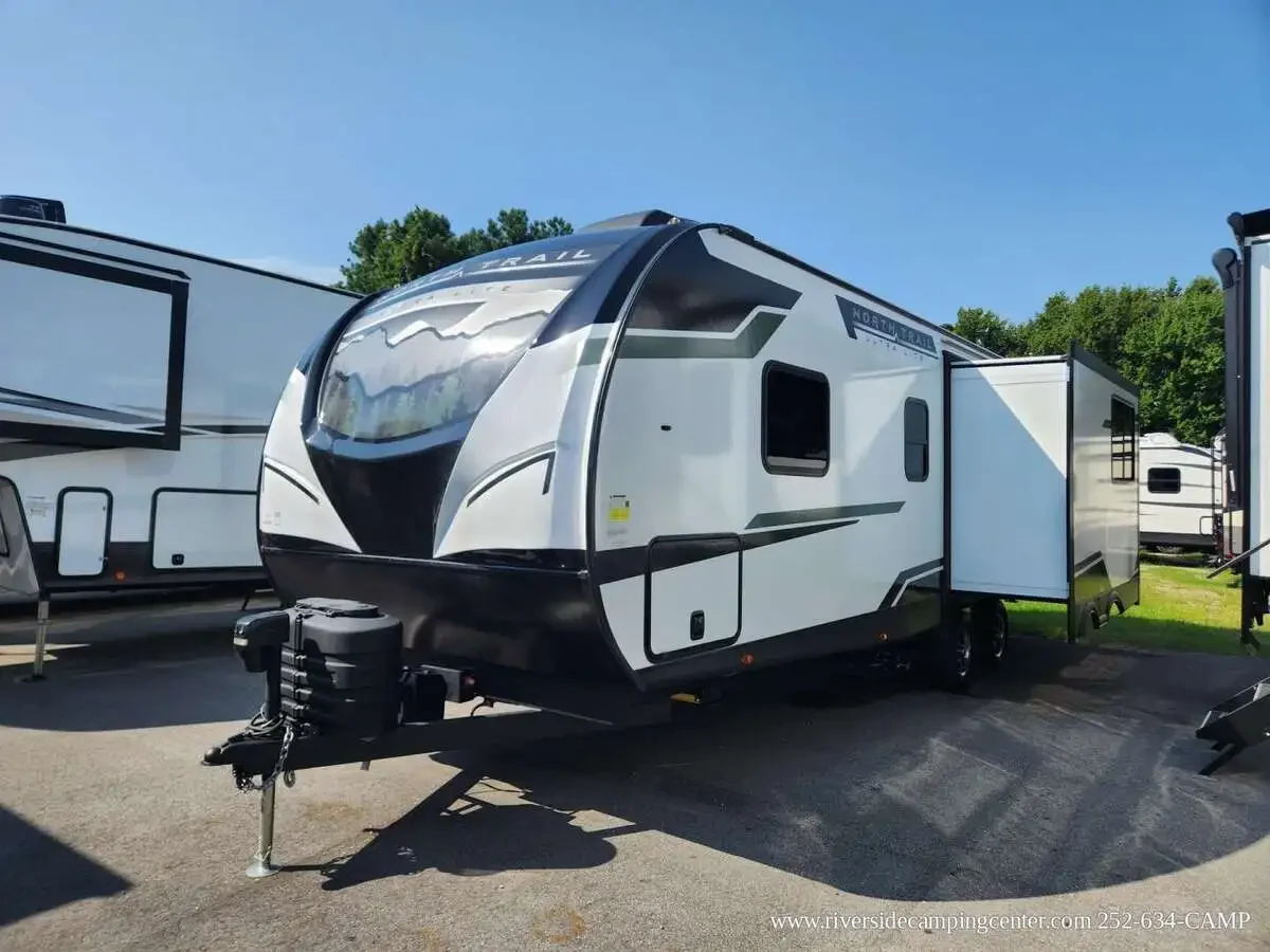 2025 Heartland North Trail Ultra-Lite 26RLX exterior