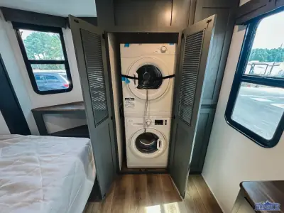 2027 Forest River Puma Vista 421LFT photo 27