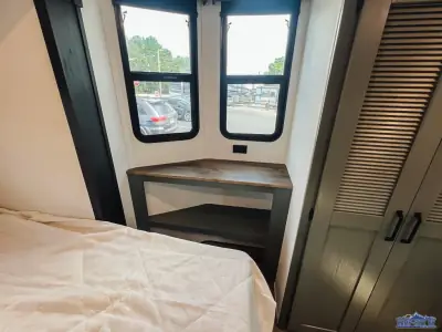 2027 Forest River Puma Vista 421LFT photo 30